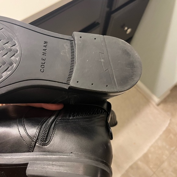 Cole Haan black leather riding boots, excellent condition, size 8.5 - Picture 8 of 9